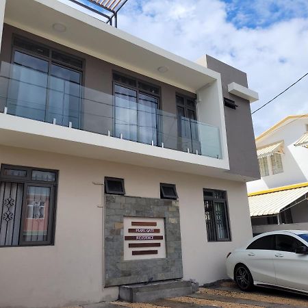 Pearl Gate Residence, Aprt No2 Flic en Flac Luaran gambar